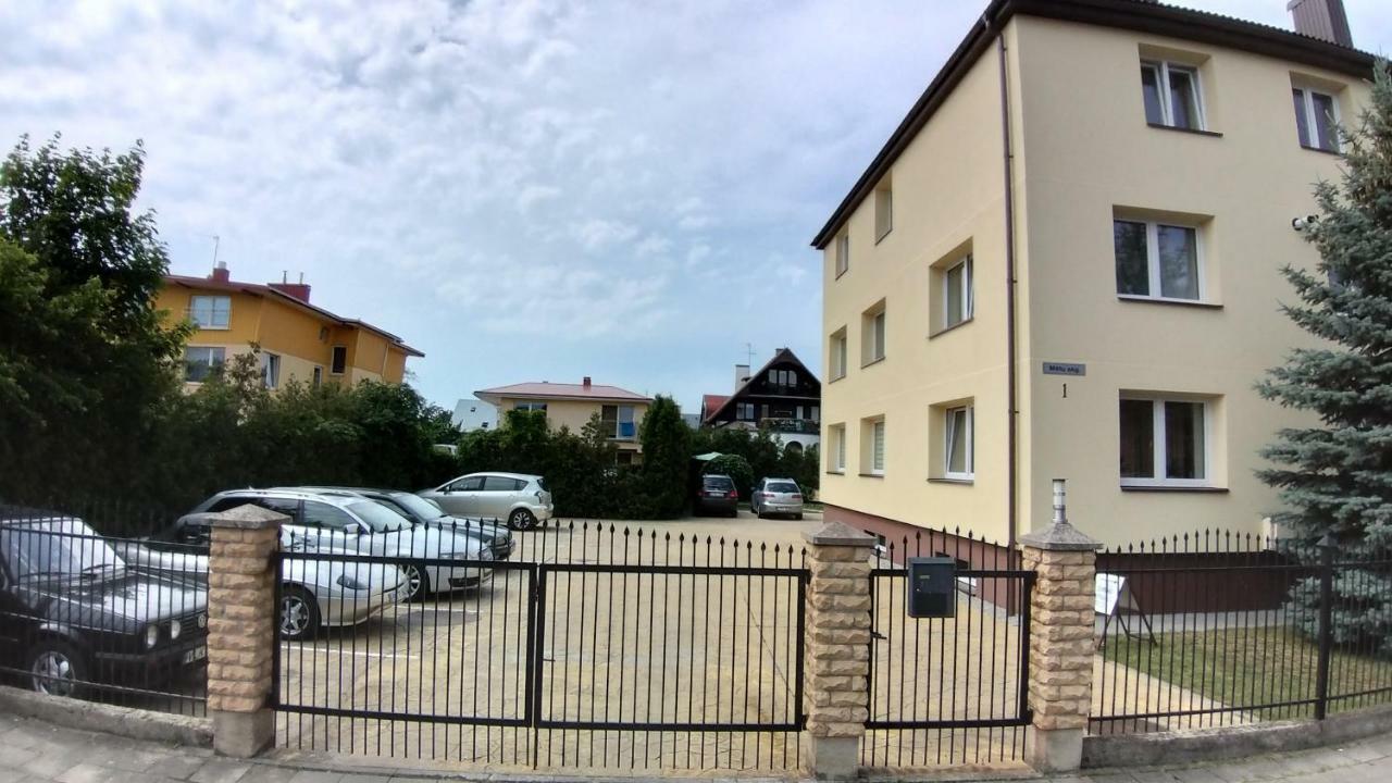 Hotel Poilsis Palangoje Pas Daiva à Palanga Extérieur photo